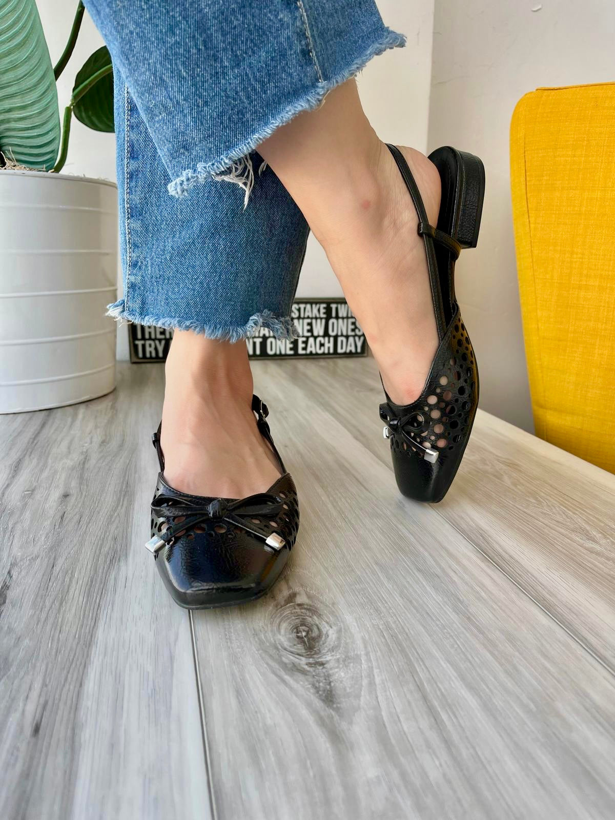 Poppy black slingback - Stela The Shoetique