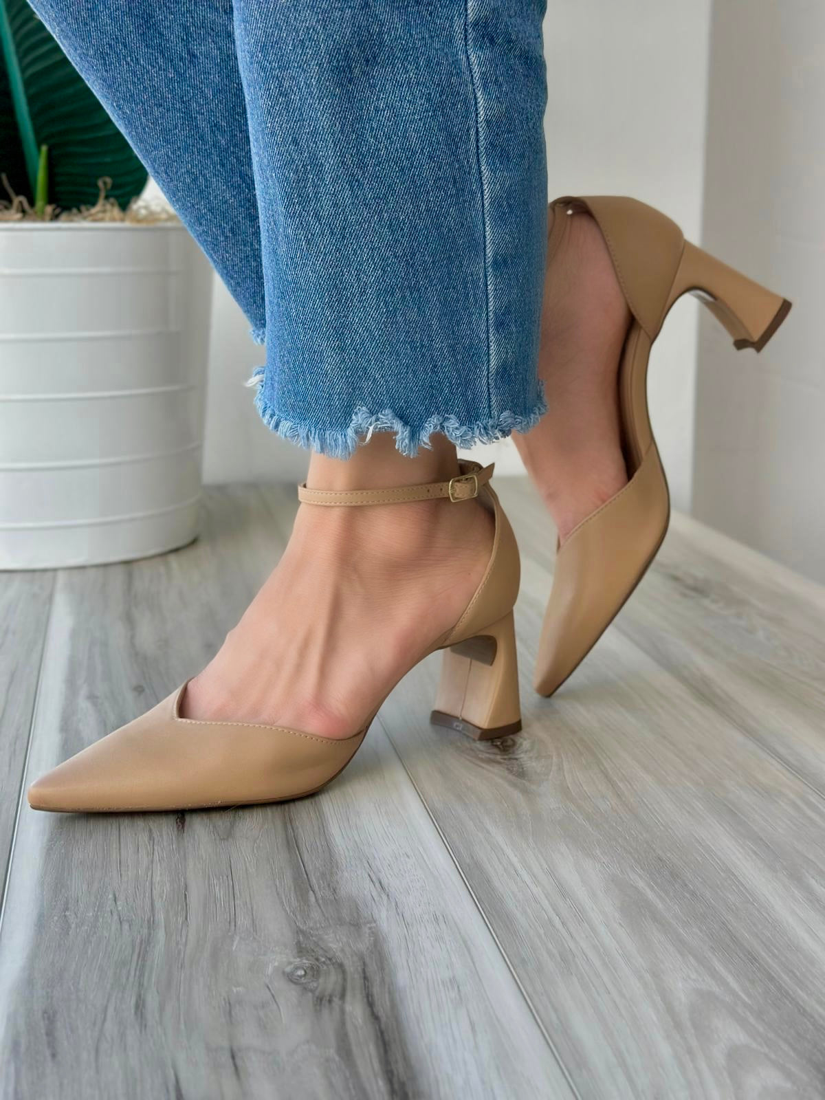 Fela beige heel - Stela The Shoetique
