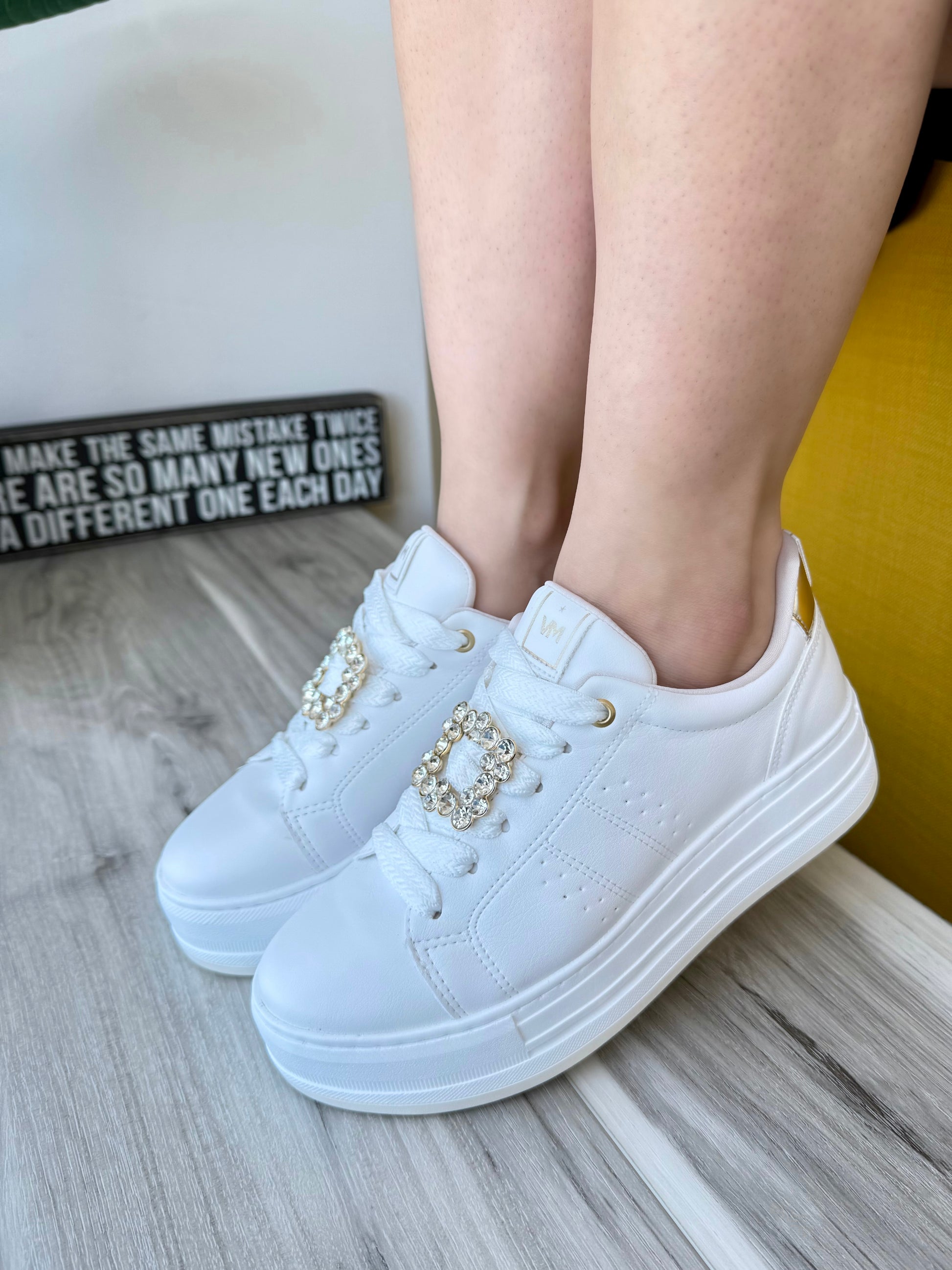 Alexis white sneaker 7,9 - Stela The Shoetique