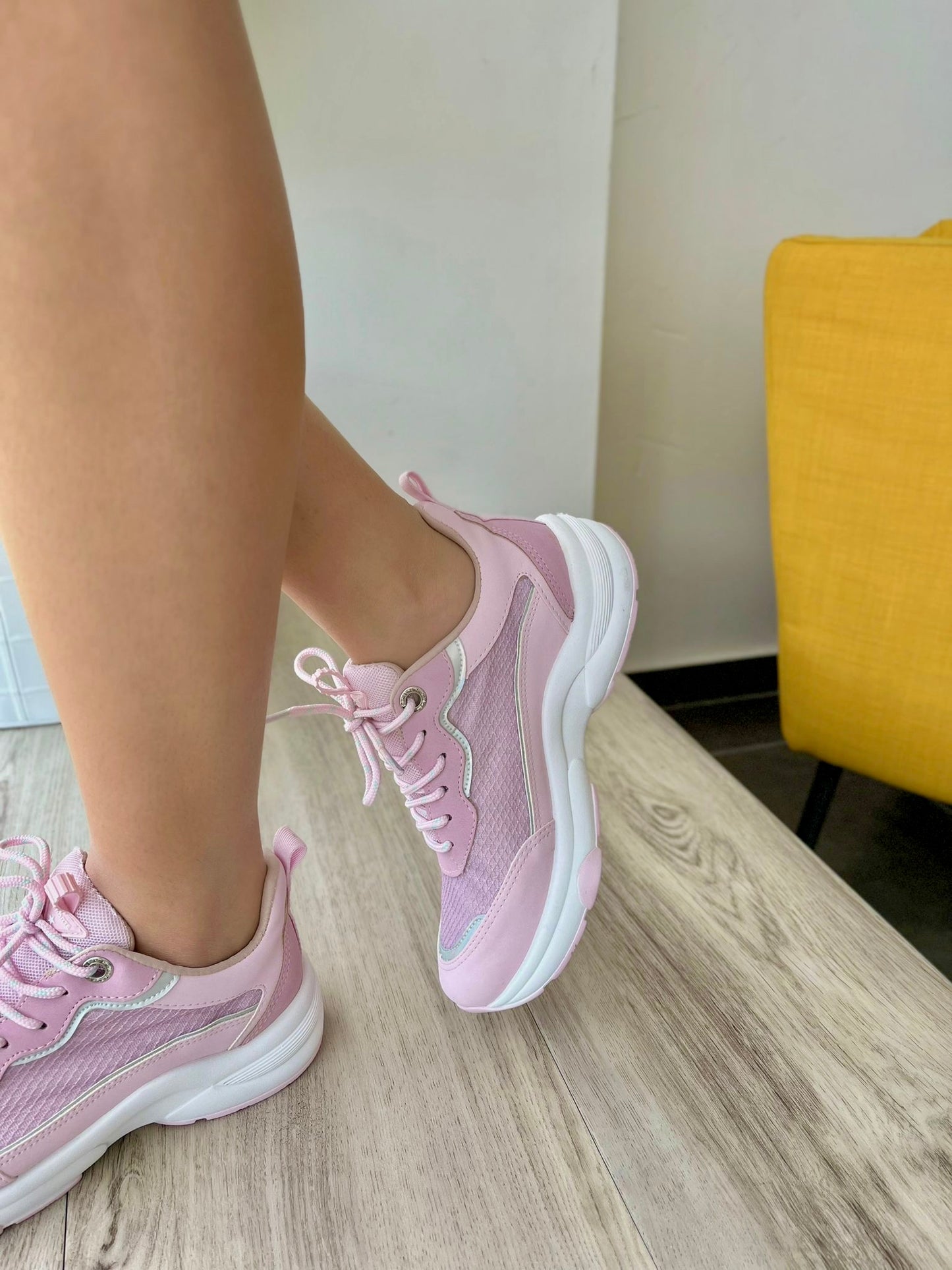 Hortensia Sneaker- 4,5,9 - Stela The Shoetique