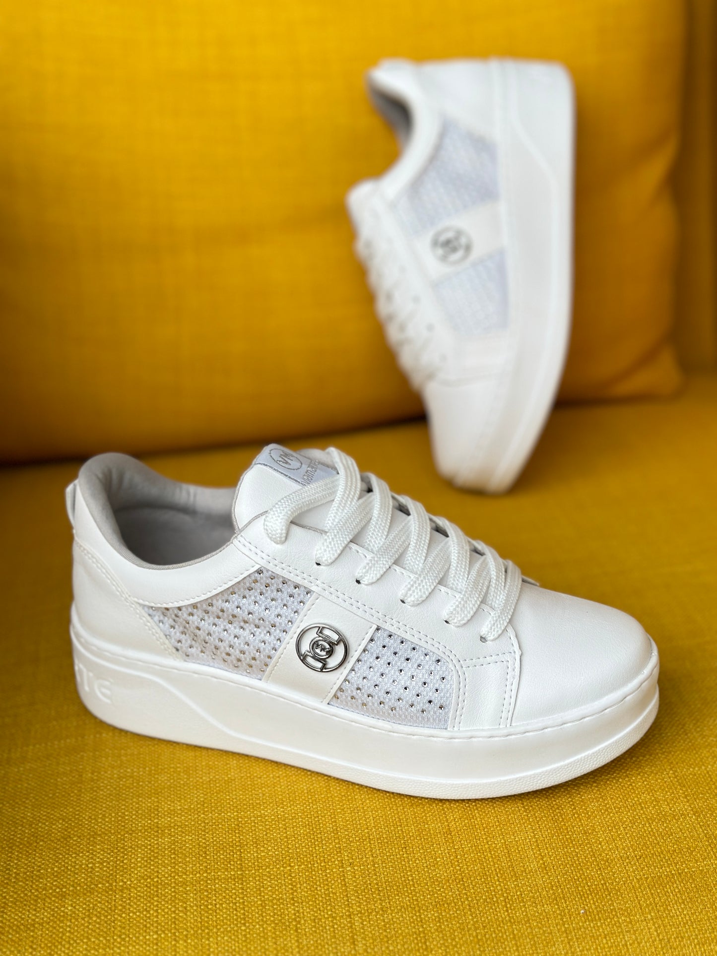 RHINESTONES DETAIL WHITE SNEAKER 13505-01