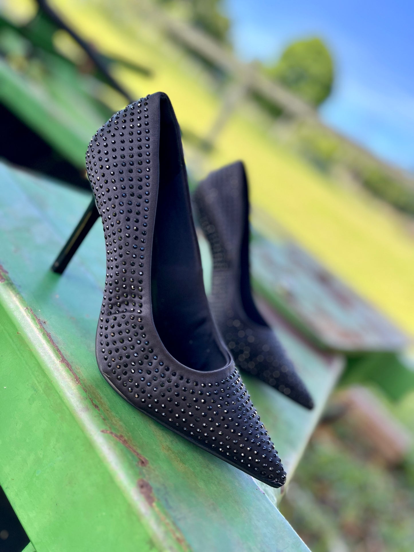 VIANCA RHINESTONE STUDDED STILETTO