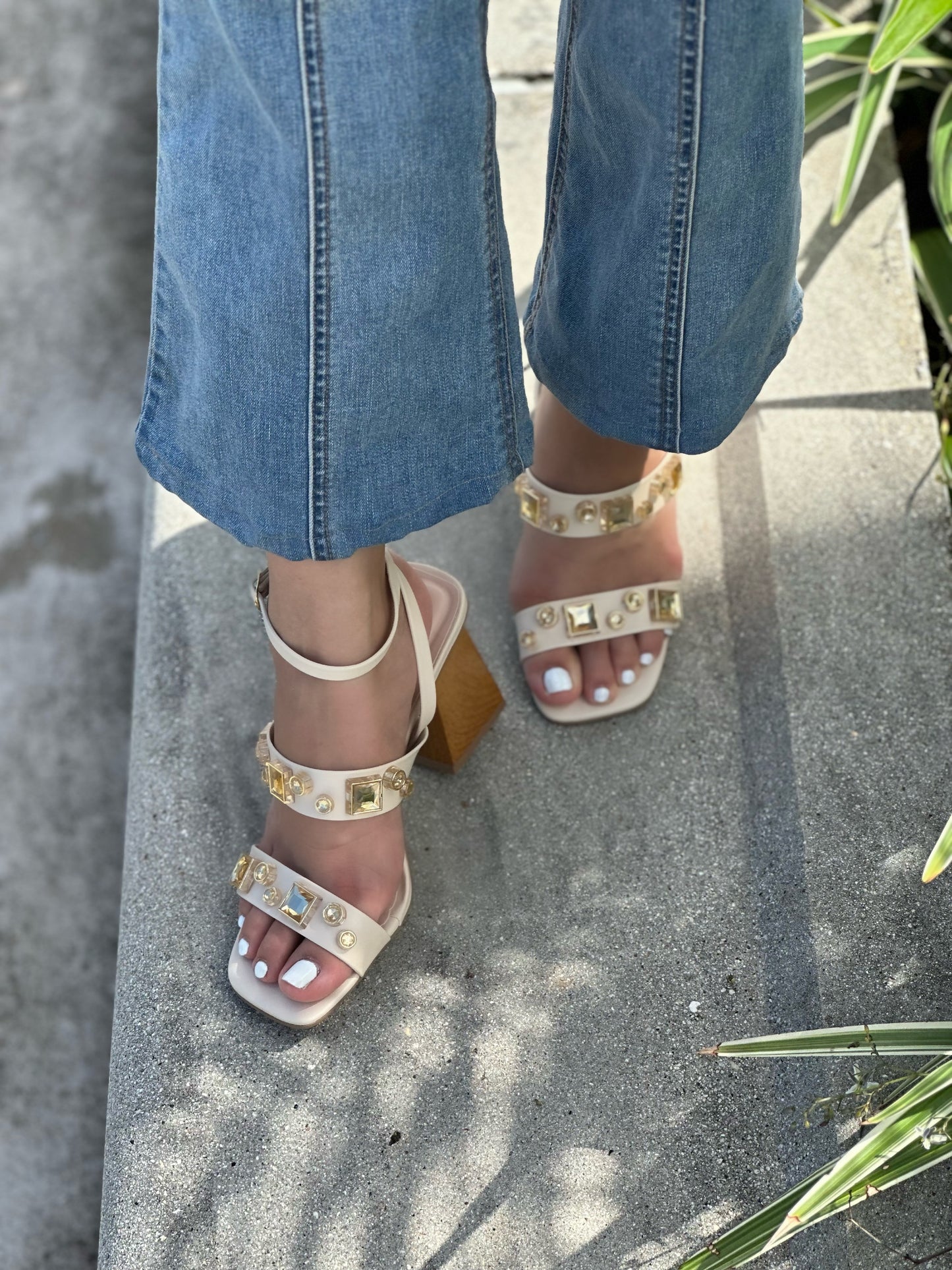 Pia off white heel 5,6 - Stela The Shoetique