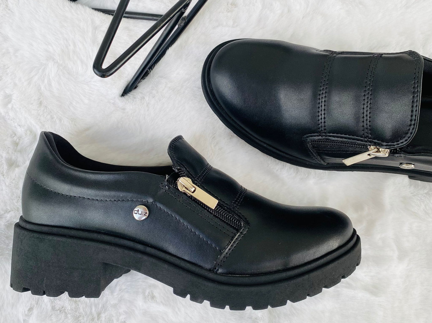 ZIPPER DETAIL BLACK LOAFER 1711-33