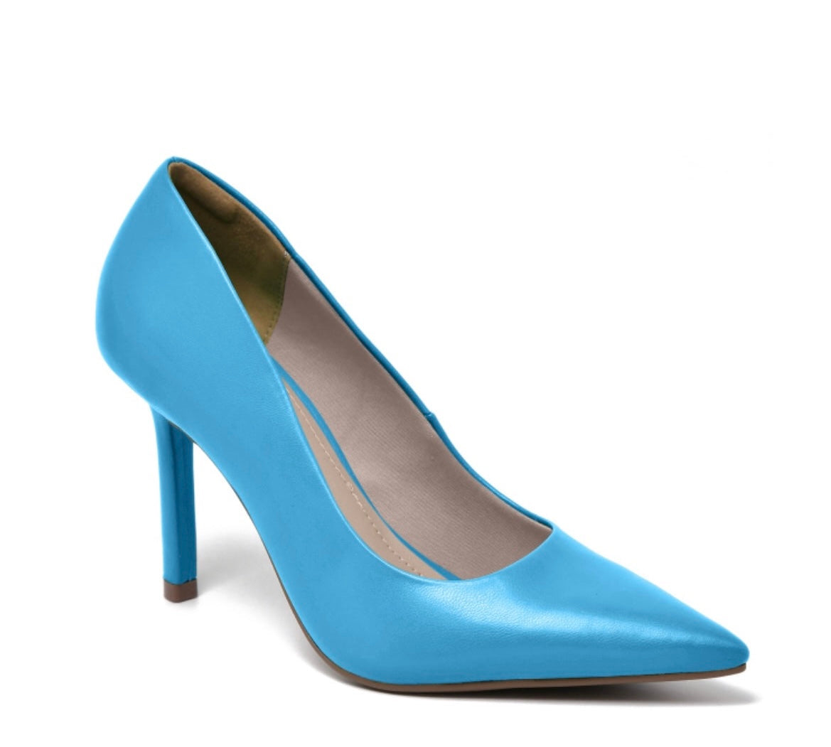 Capri 12801-01 - Size 11 - Stela The Shoetique