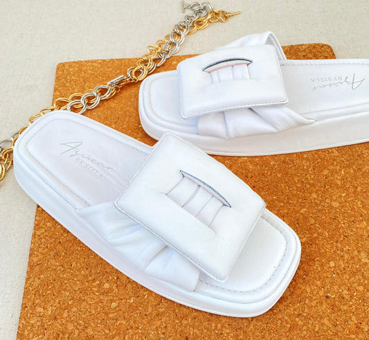 Penelope - Size 10 - Stela The Shoetique