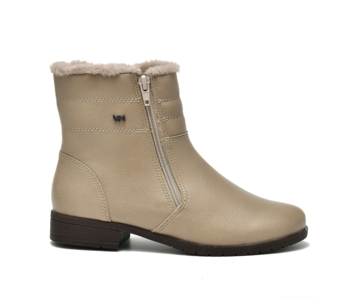 Valencia Boot- size 4,5,6,11 - Stela The Shoetique