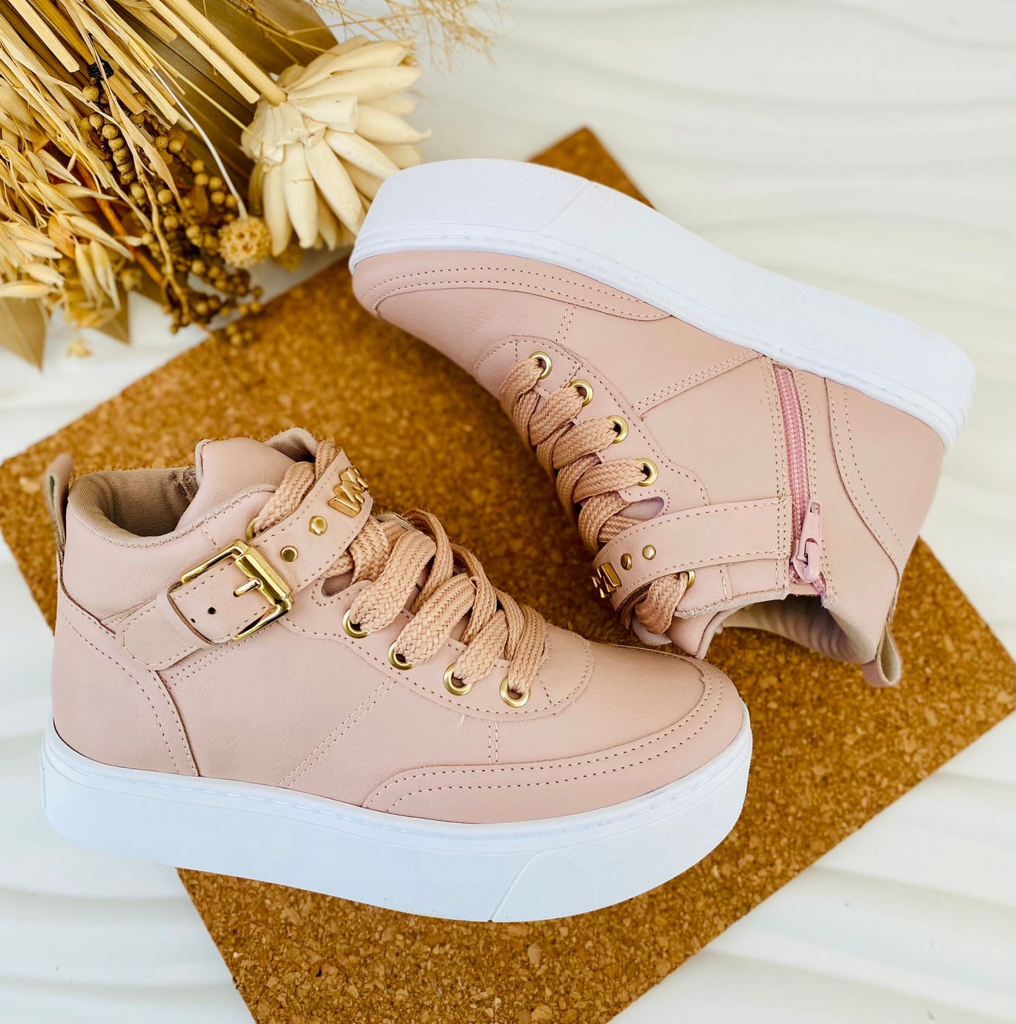 3005-01 - Size 4 - Stela The Shoetique