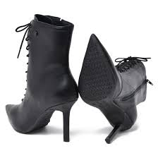 6407-01 - Size 10,11 - Stela The Shoetique