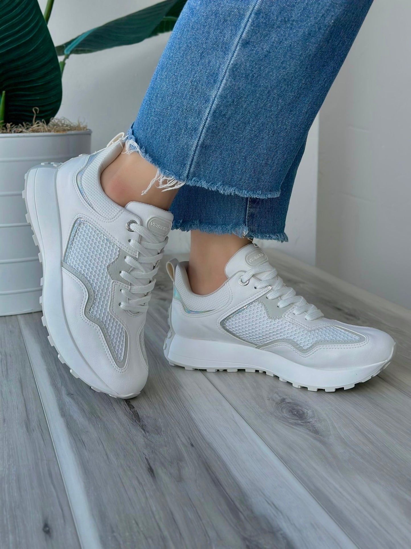 Valentin White Sneaker