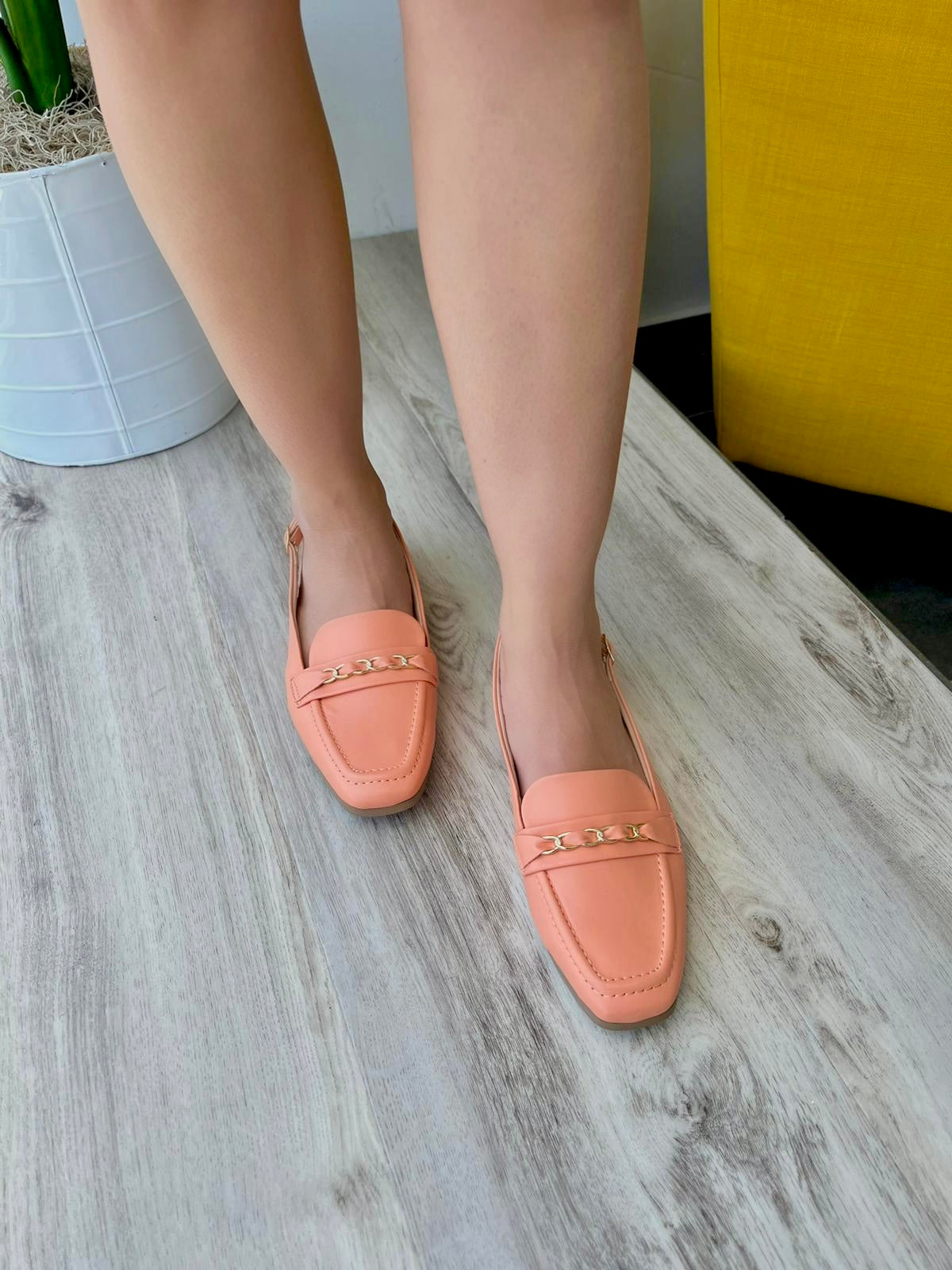 Evie peach slingback