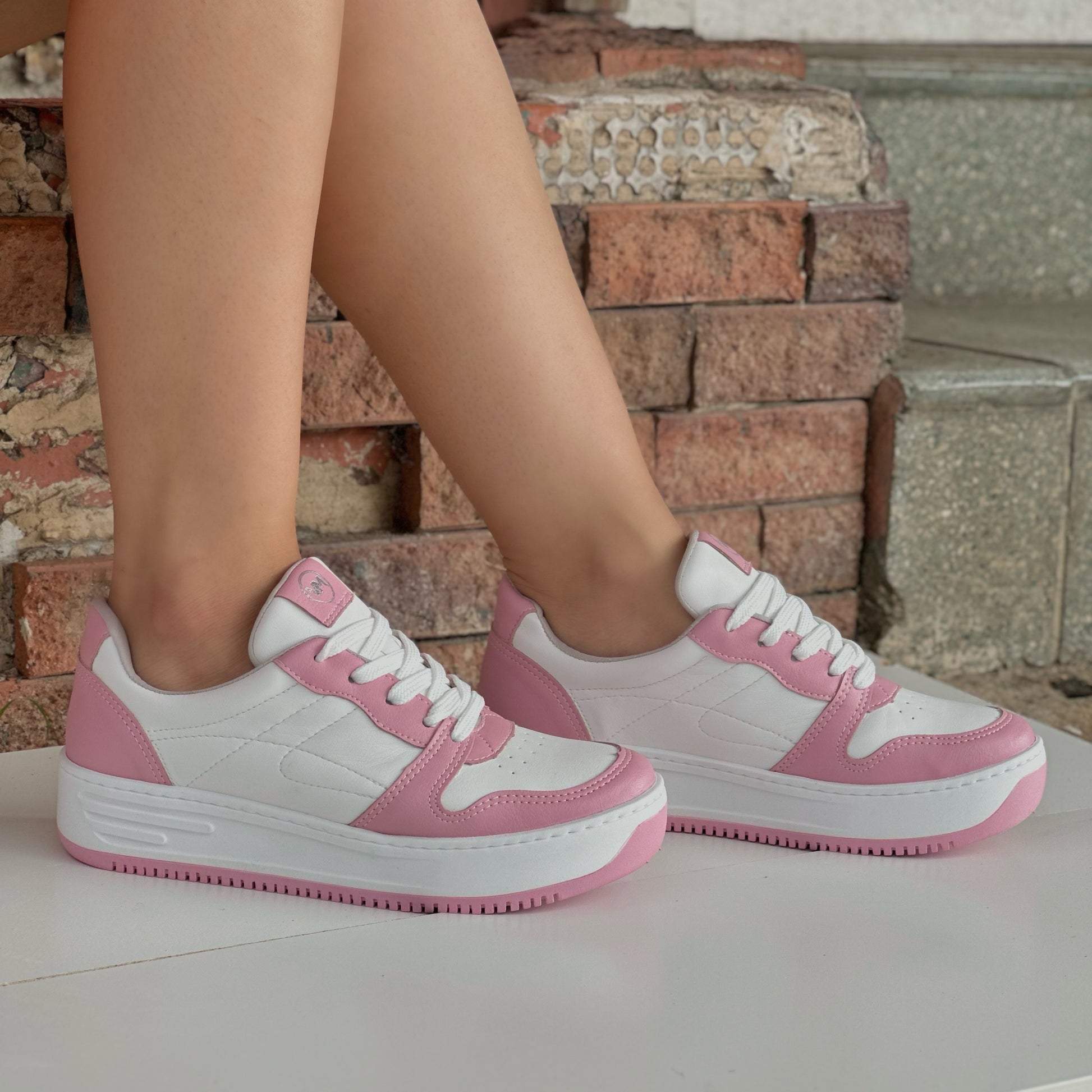 Carlota pink Sneaker - Stela The Shoetique