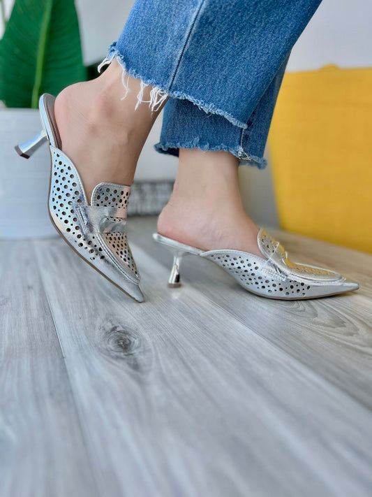 Merlin silver heel