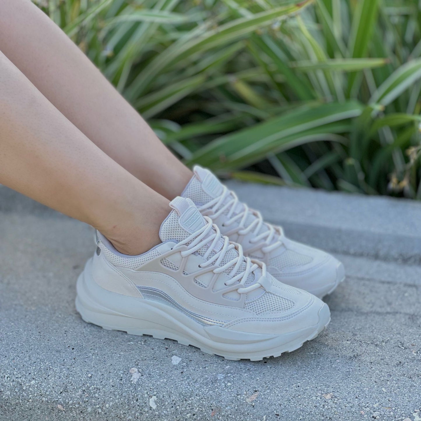 Eloisa Silver Detail Soft Beige Sneaker