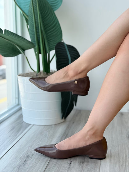 Madrigal dark brown