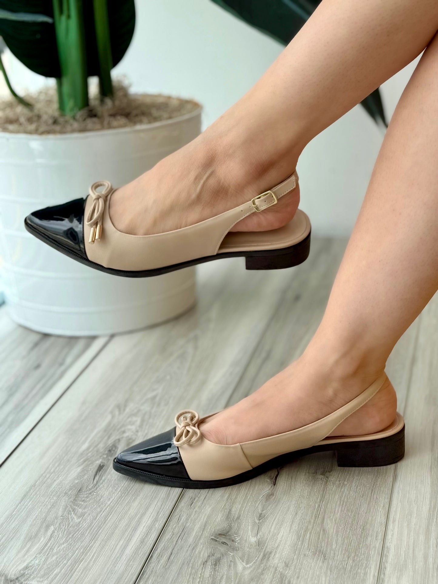 Pietri beige black