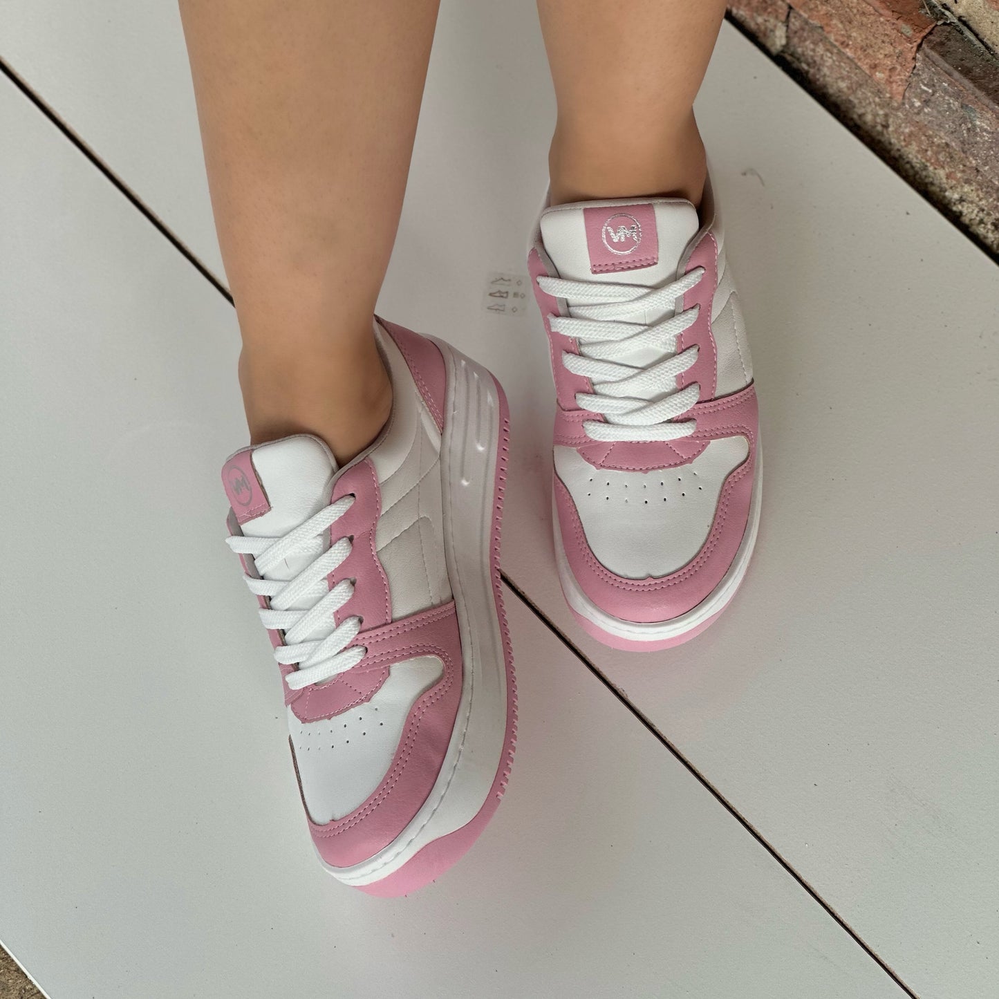 Carlota pink Sneaker - Stela The Shoetique