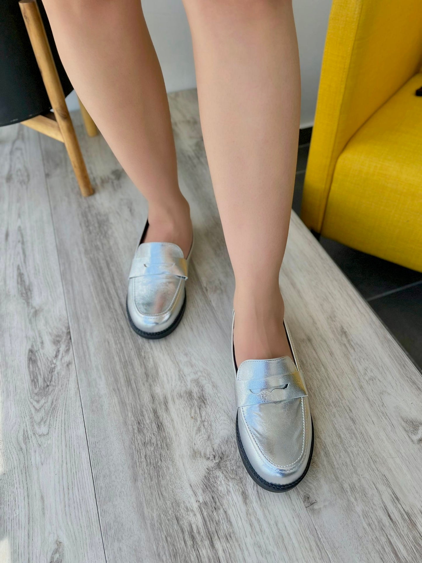 Noeli silver loafer