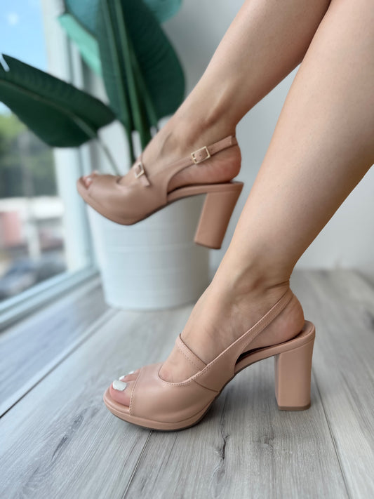 Lana Macadamia