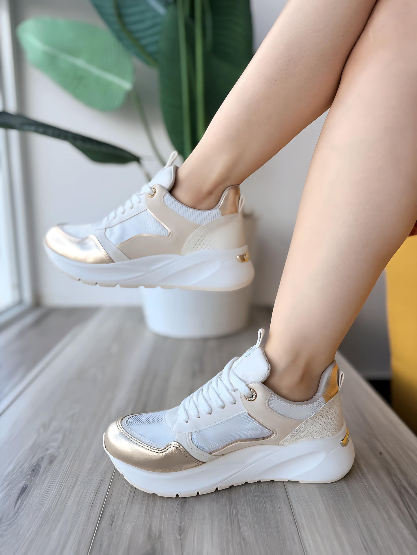 Monaco Sneaker