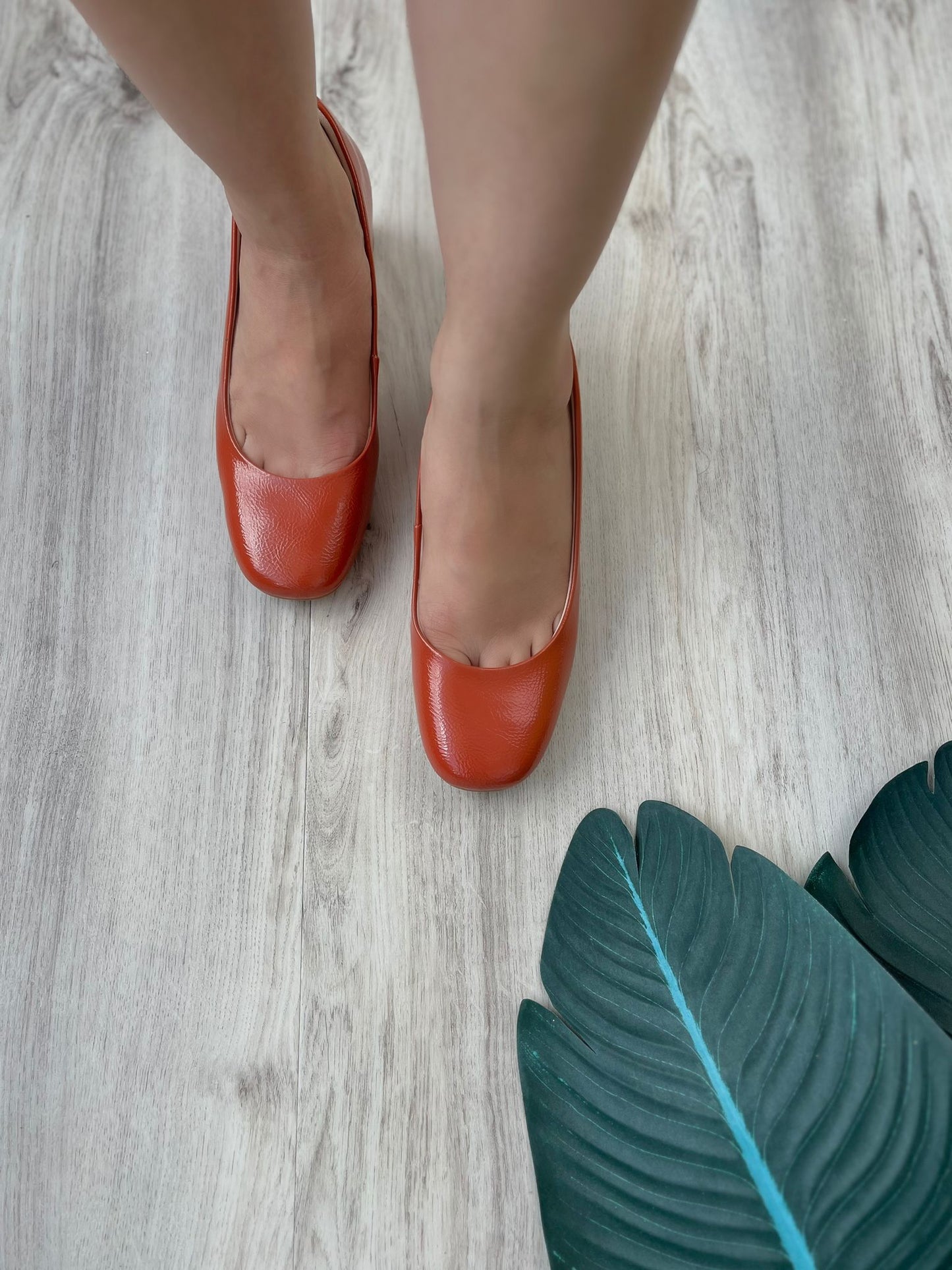 Lory orange heel