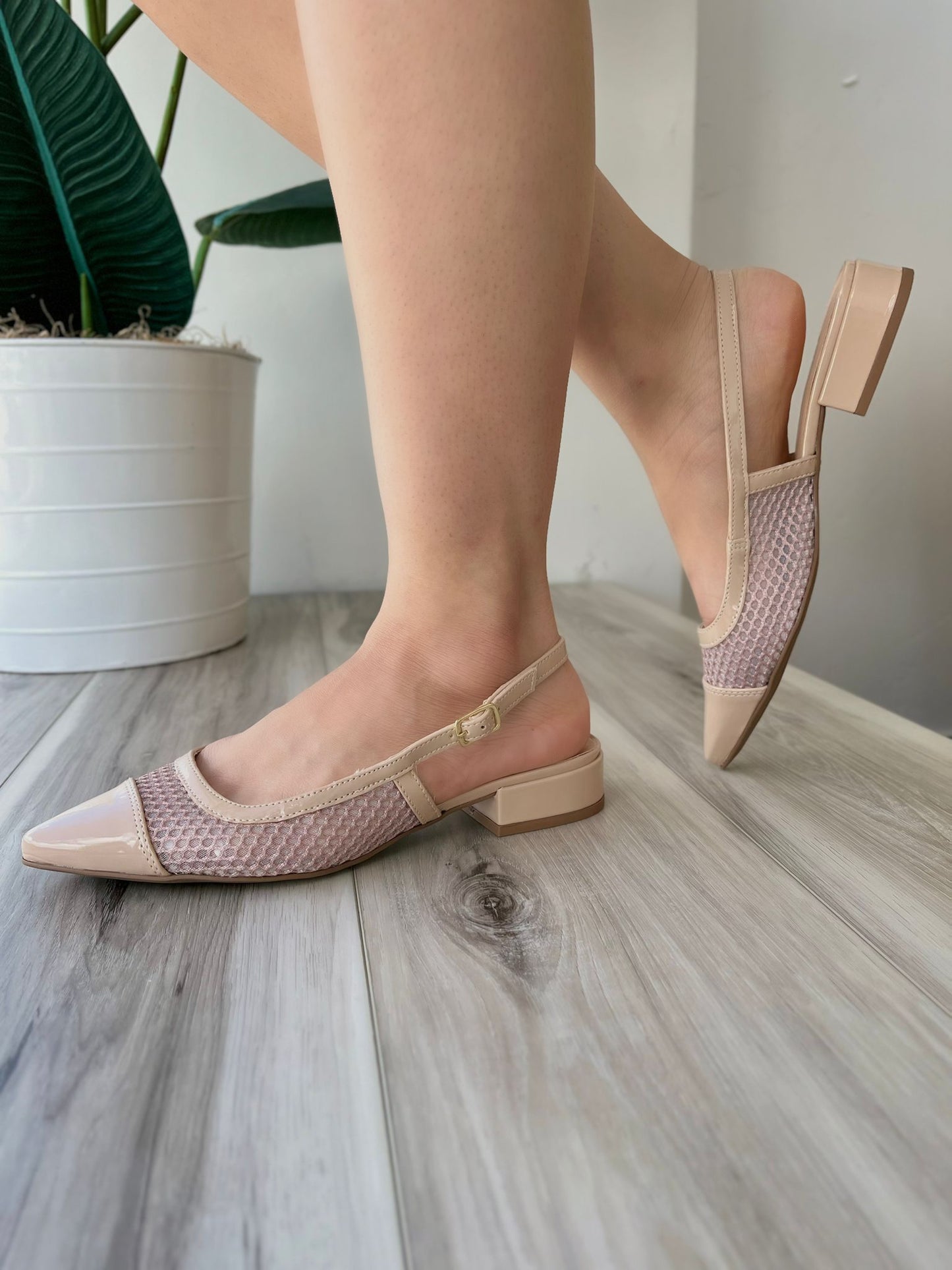 Ary beige slingback