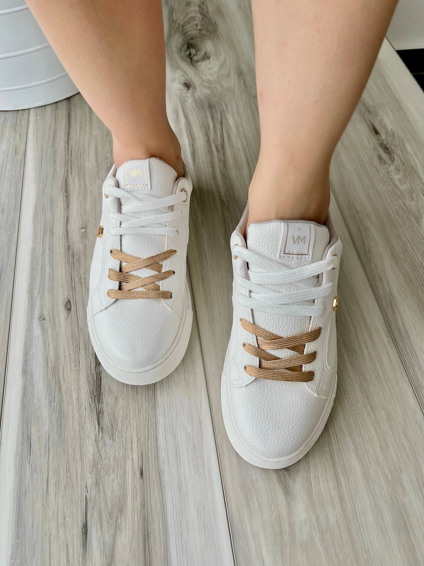 Fernanda white gold sneaker