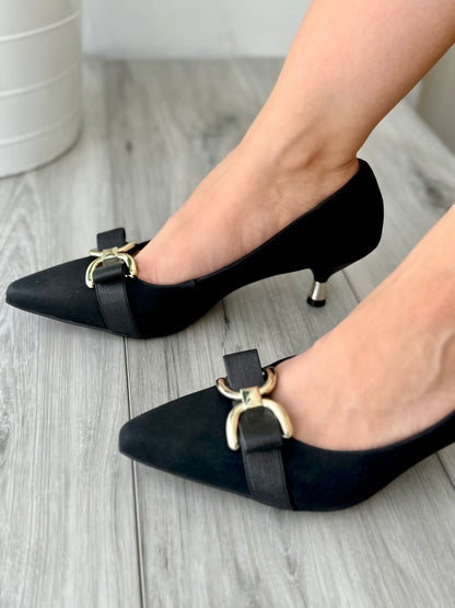 Astoria black