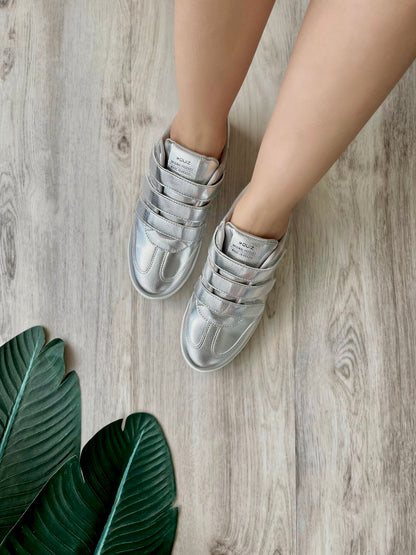 Eira silver sneaker