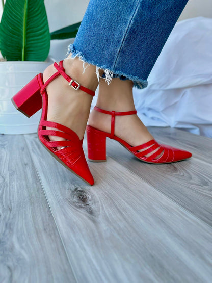 Tilly red heel