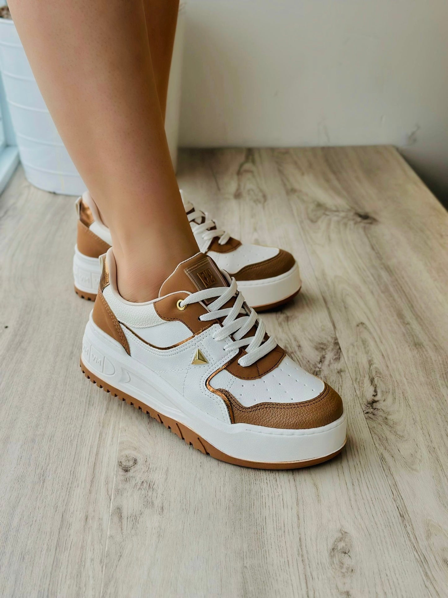 Tammy camel sneaker - Stela The Shoetique