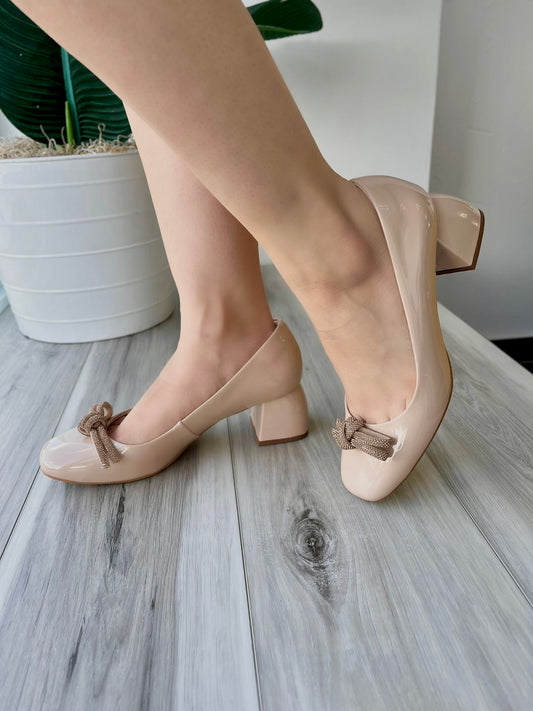 Ellis beige heel