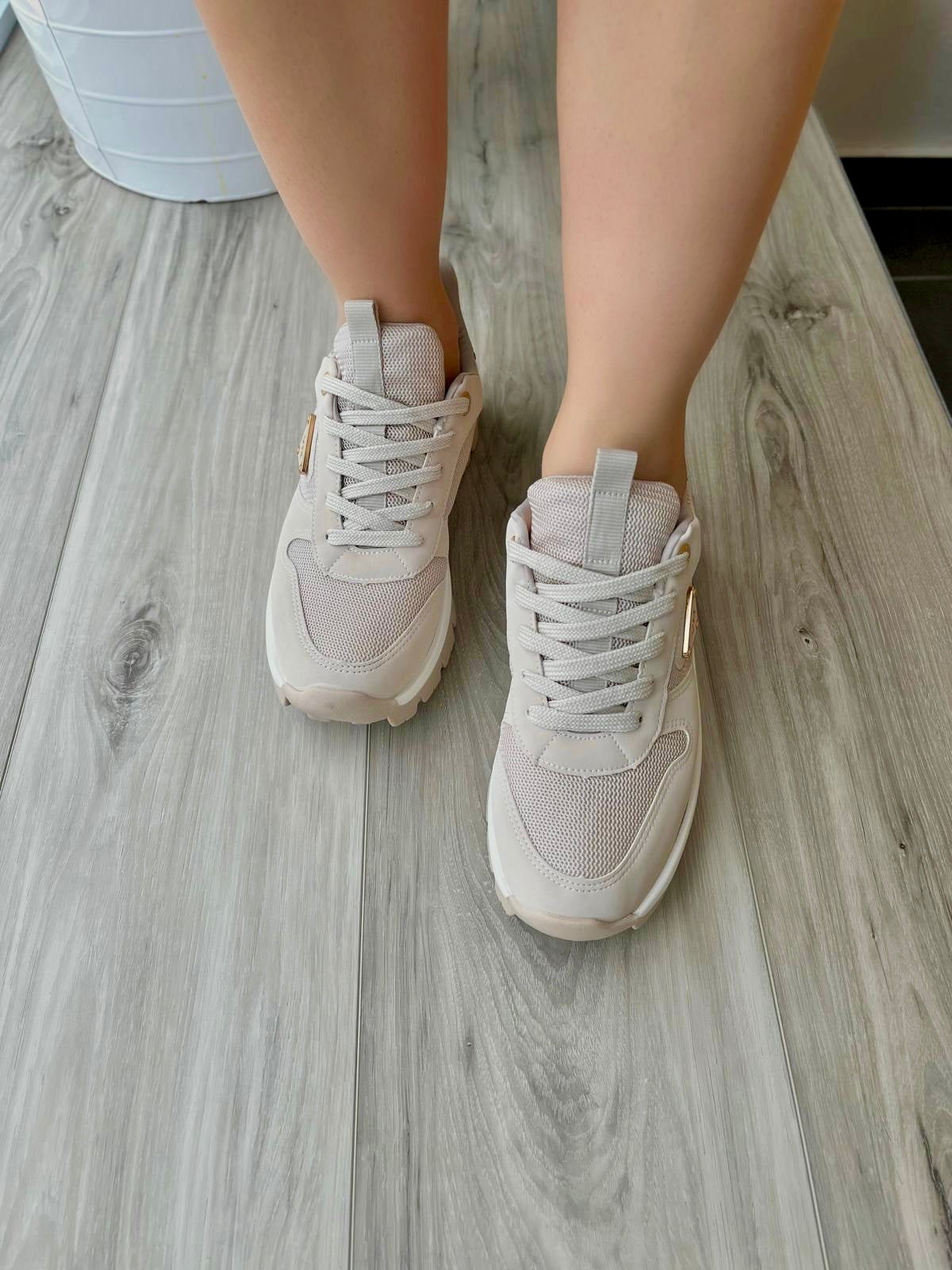 Jane beige sneaker