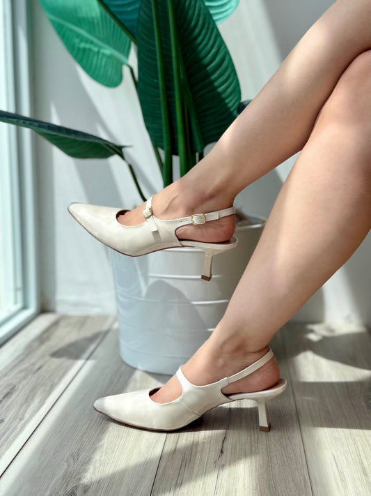 Simona off white