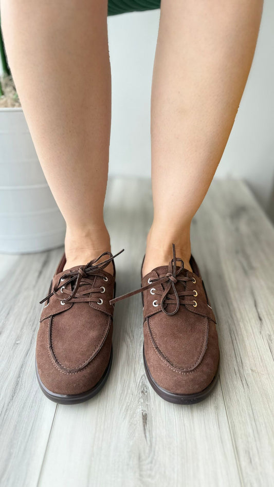 Hazel cafe topsider