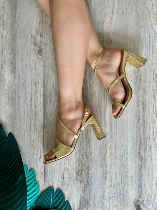 Avaline golden heel