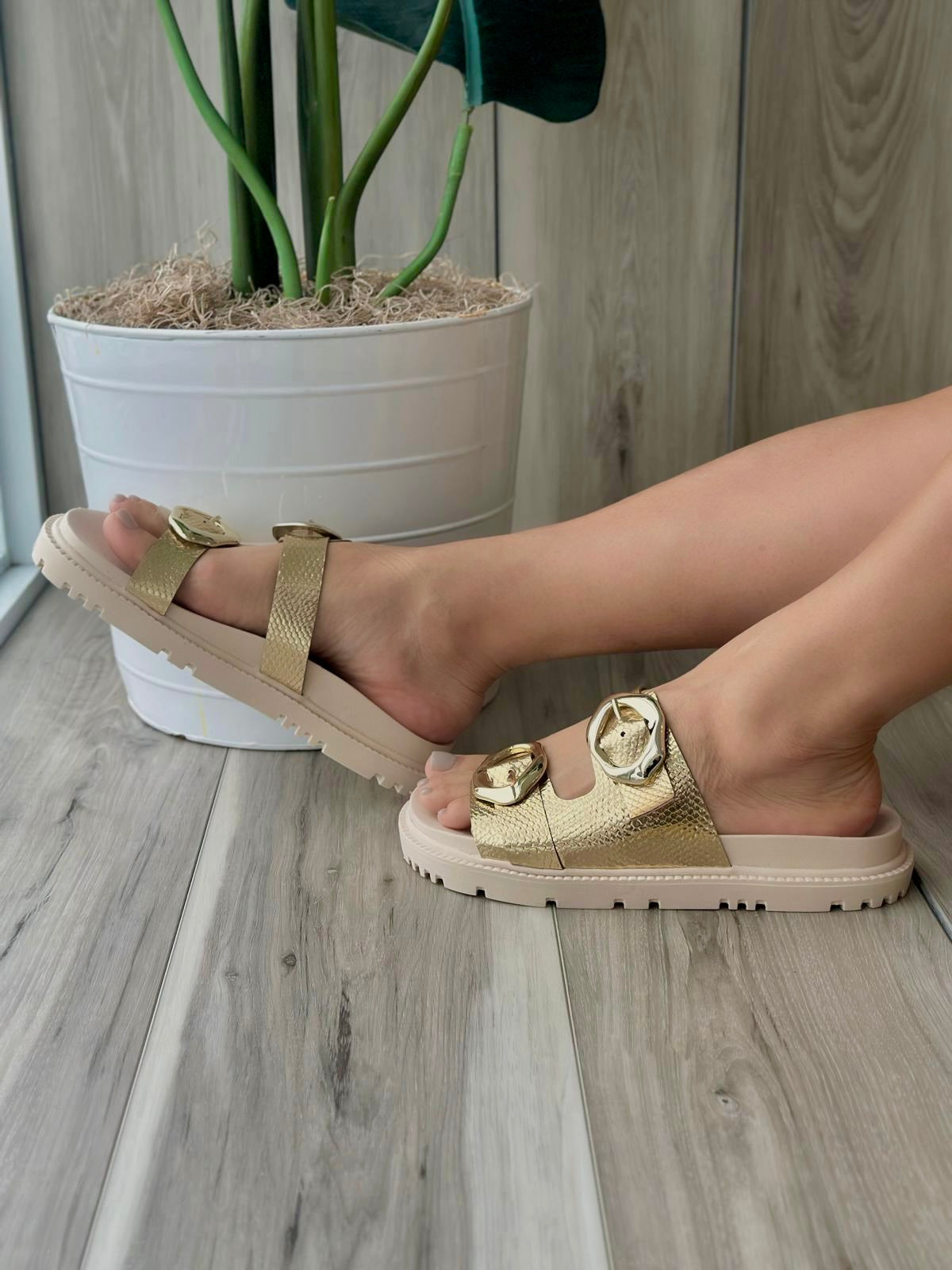 Alice golden flat - Stela The Shoetique