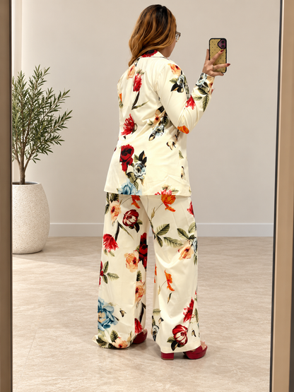 Flora suit