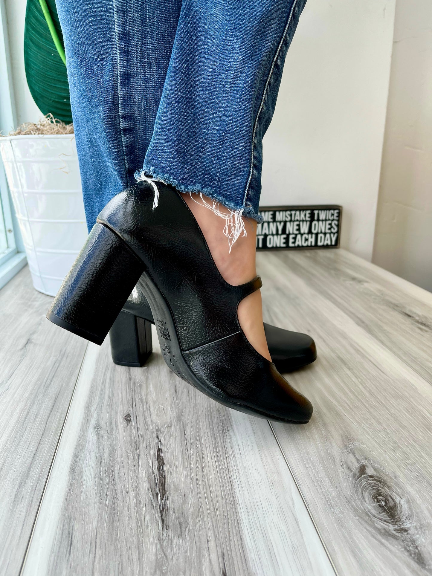 Bambi black heel