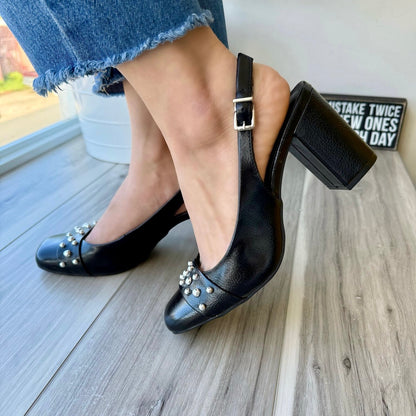 Lupi black heel