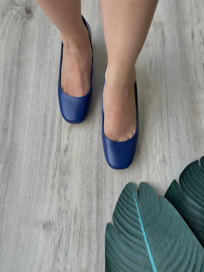 Lory navy heel