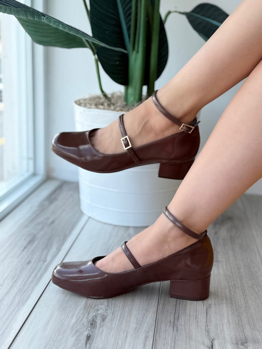 Constantine Dark Brown