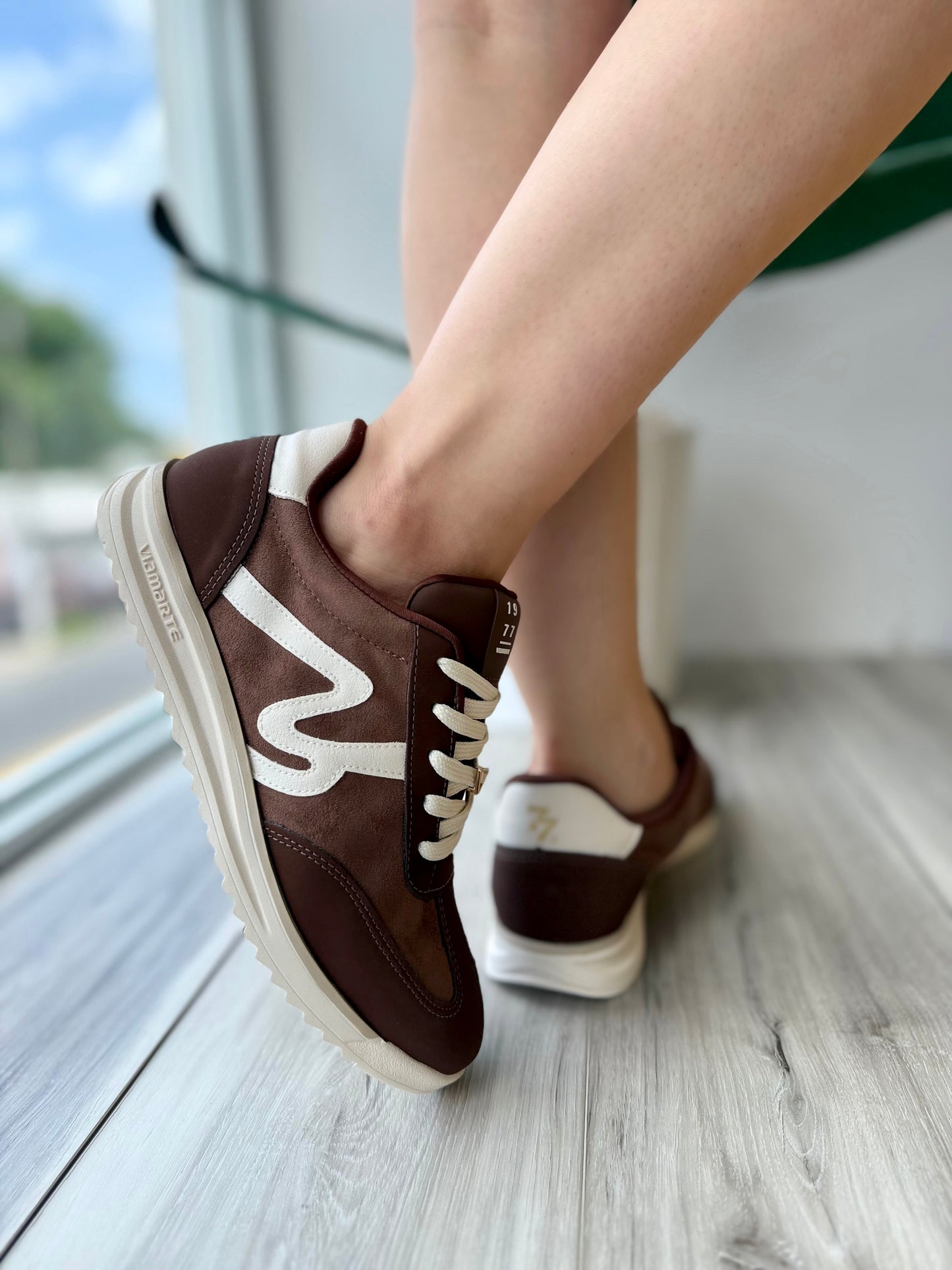 Norman dark brown