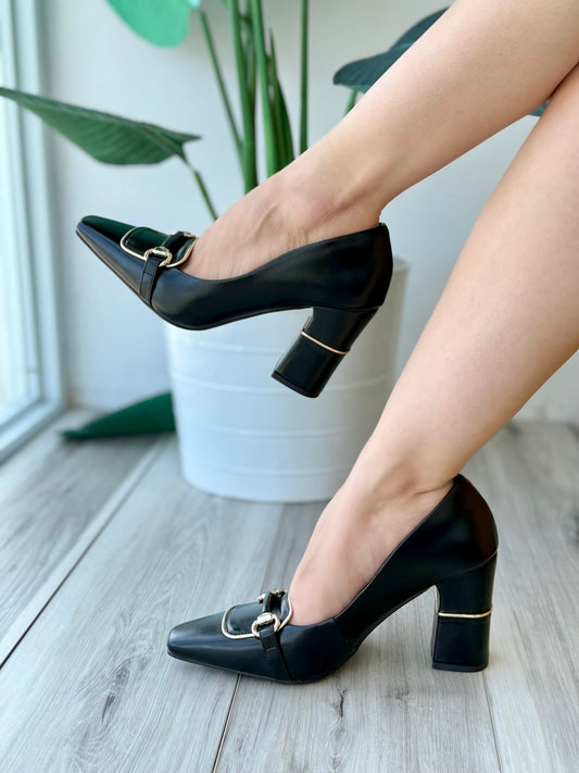 Evangeline black
