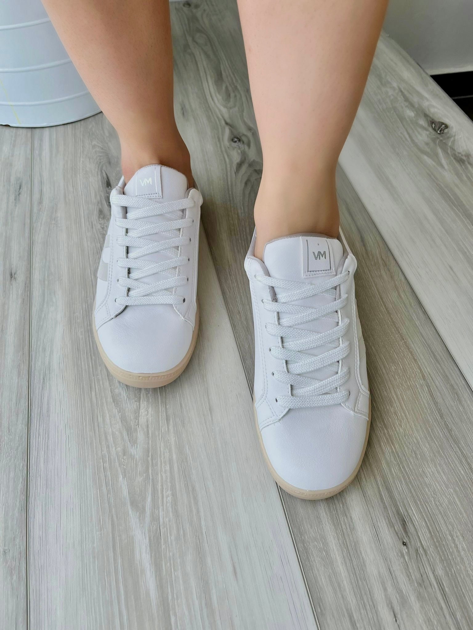 Alejo white beige sneaker - Stela The Shoetique