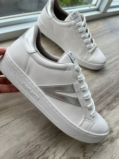 Blake white silver sneaker