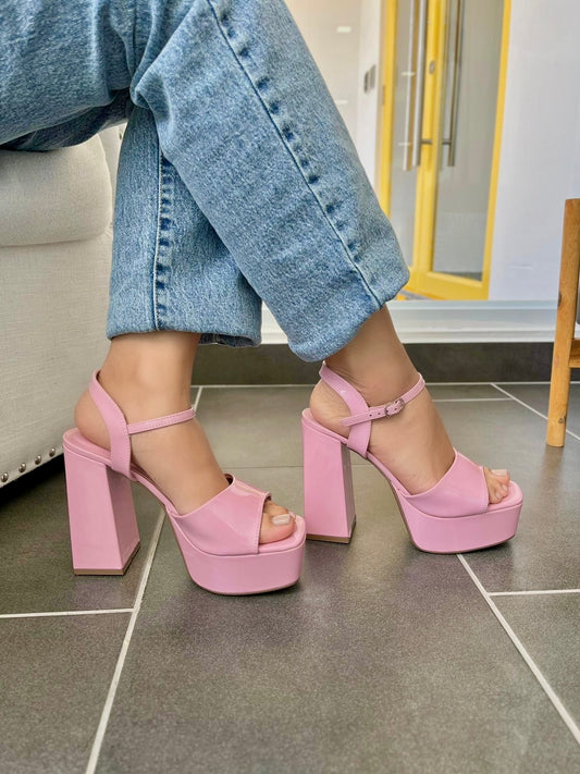 Emily pink heel