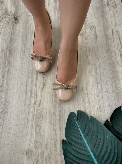 Ellis beige heel