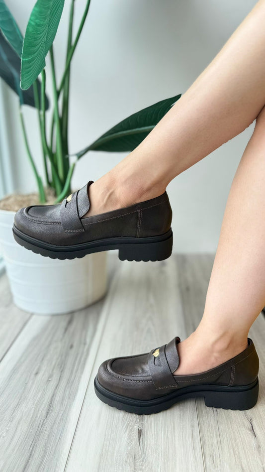 Alana brown loafer