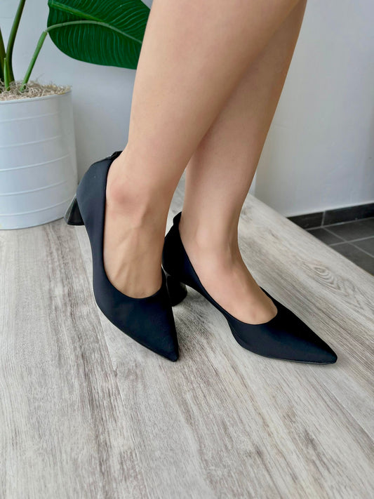 475004- size 7 - Stela The Shoetique